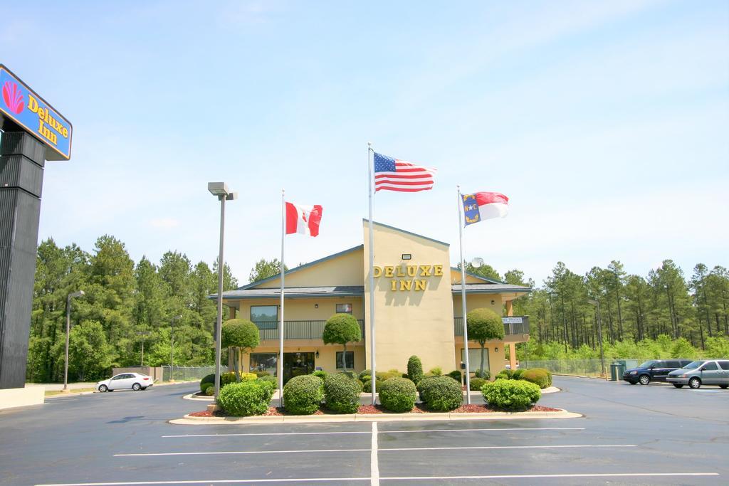 Deluxe Inn - Fayetteville I-95 Exterior foto