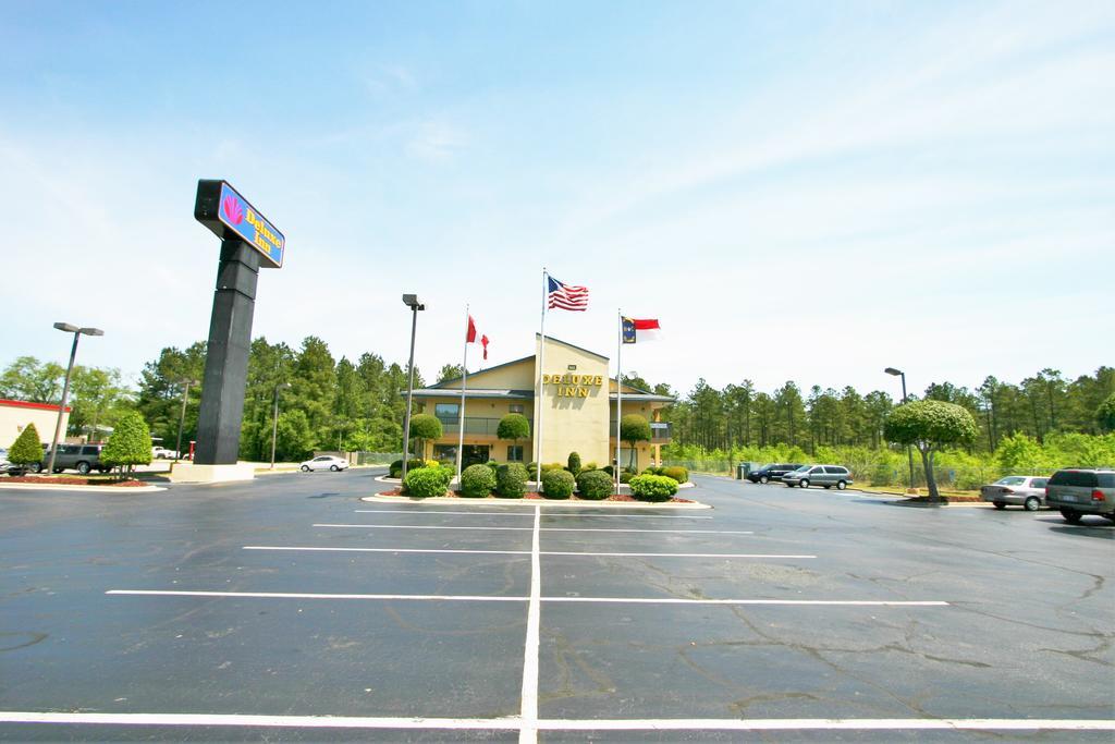 Deluxe Inn - Fayetteville I-95 Exterior foto